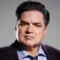 Photo of Oliver Platt